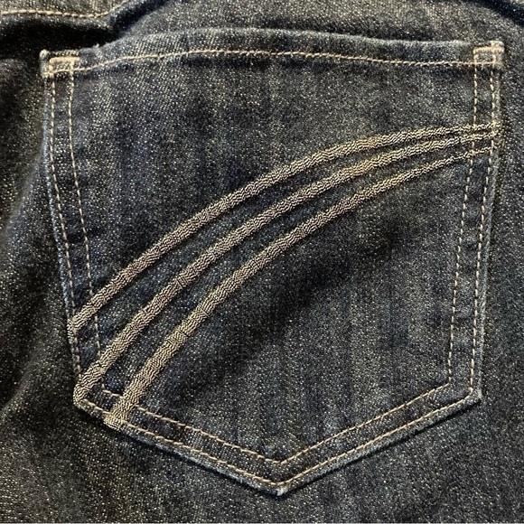 Old Navy Dark Wash The Diva Bootcut Denim Jeans Light Stretch LowMid Rise Size 6 - Picture 4 of 11